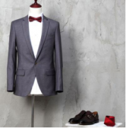 男人的衣櫥里都應該有一件合適的西裝